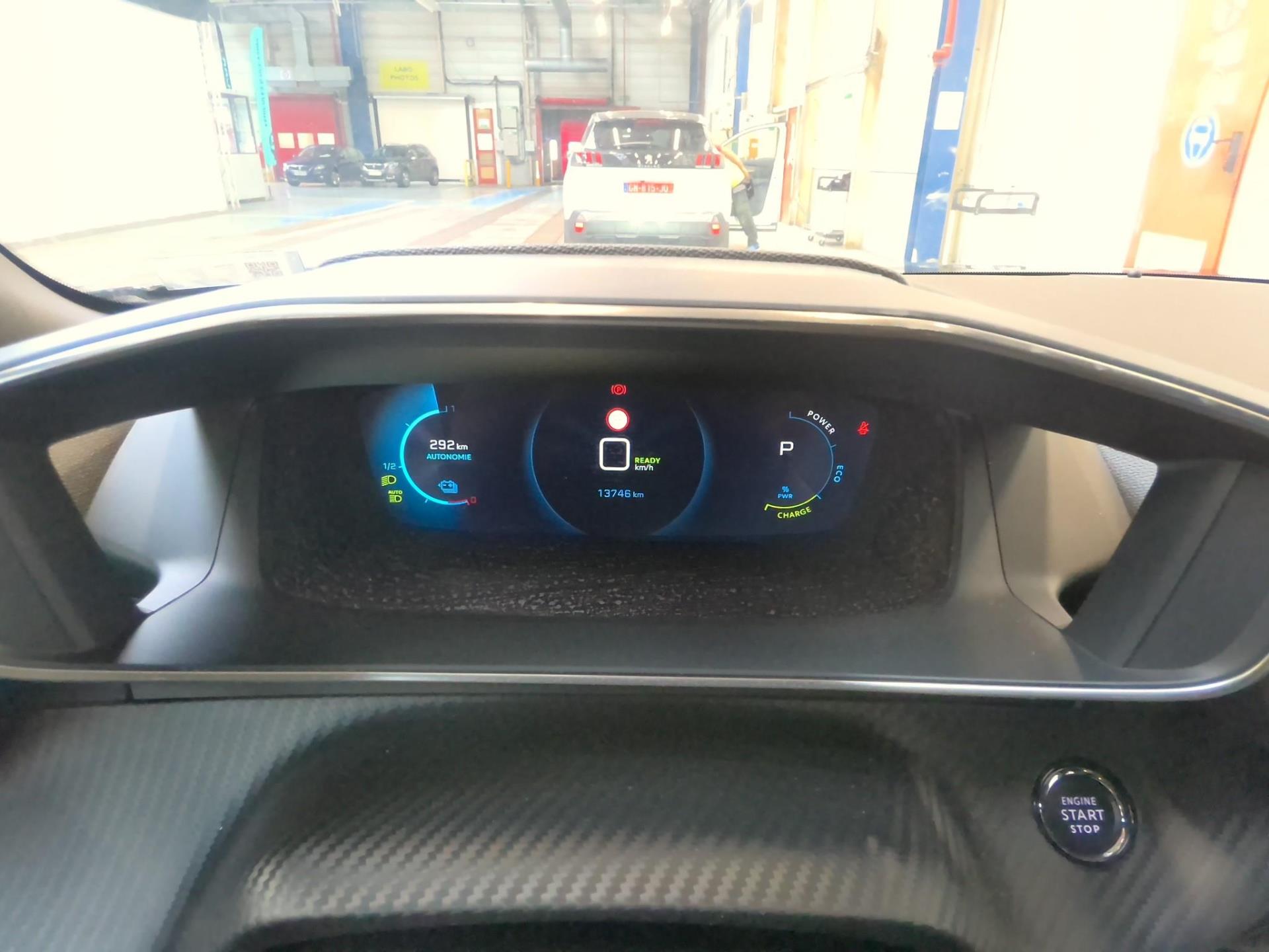 Peugeot 2008 Electrique 136 ch GT 2022