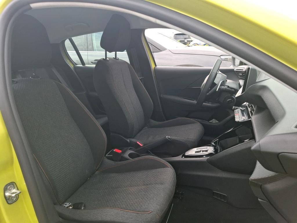 Peugeot 208 Hybrid 110 ch e-DCS6 Style 2025