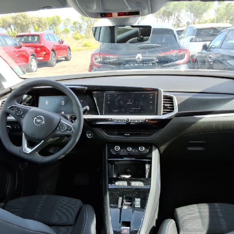 Foto Opel Grandland PHEV 11