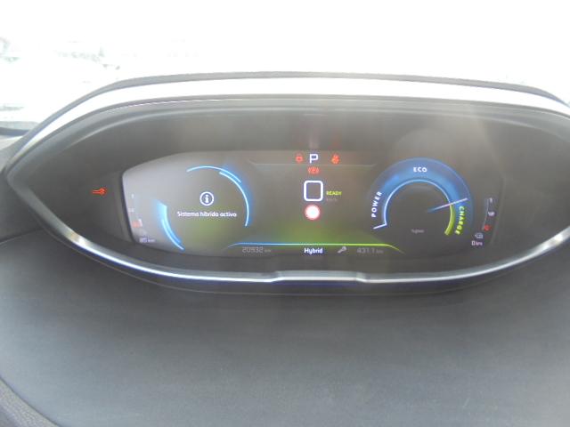 Foto Peugeot 3008 Hybrid 10
