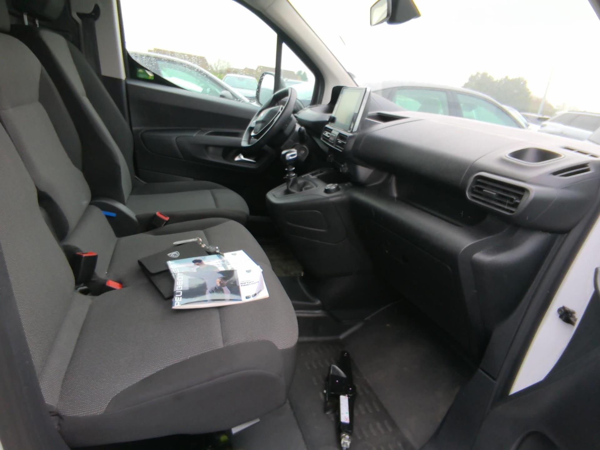 Peugeot PARTNER FOURGON M 950 KG BLUEHDI 100 S&S BVM6  2023