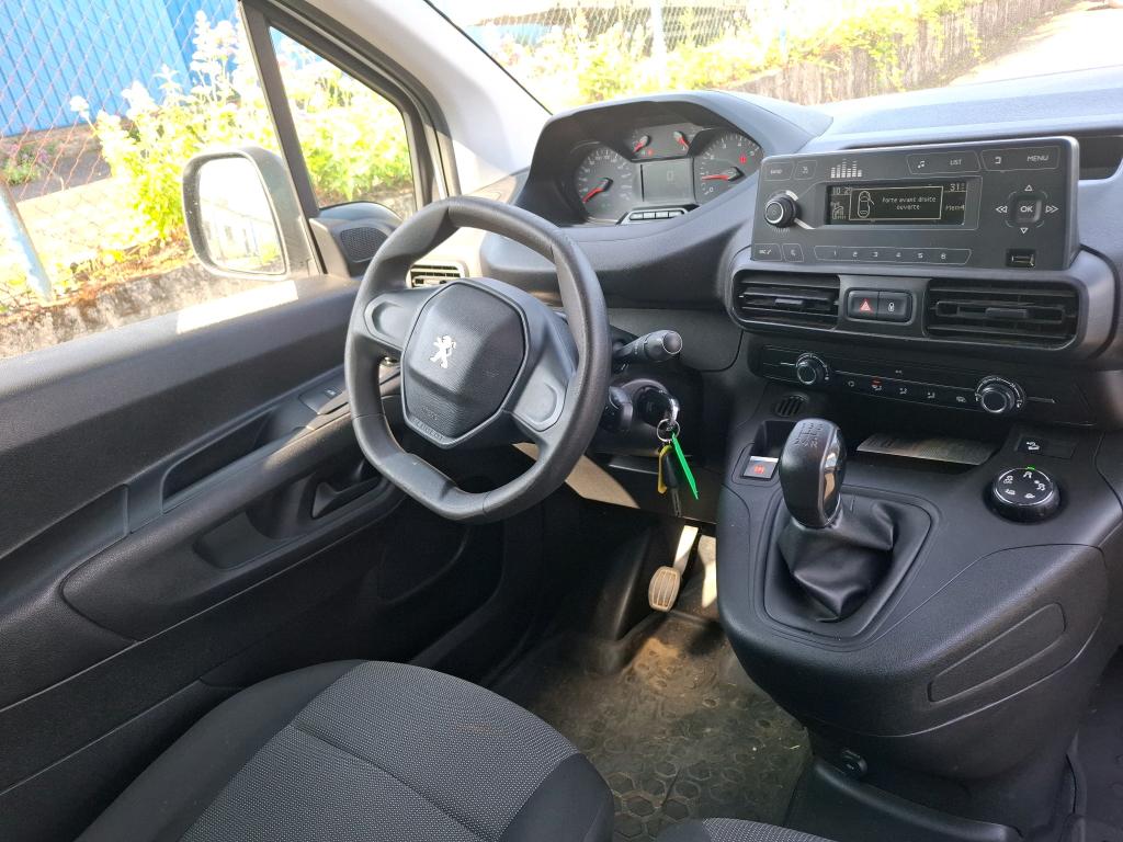 Peugeot PARTNER FOURGON STANDARD 1000 KG BLUEHDI 100 S&S BVM5 GRIP 2020