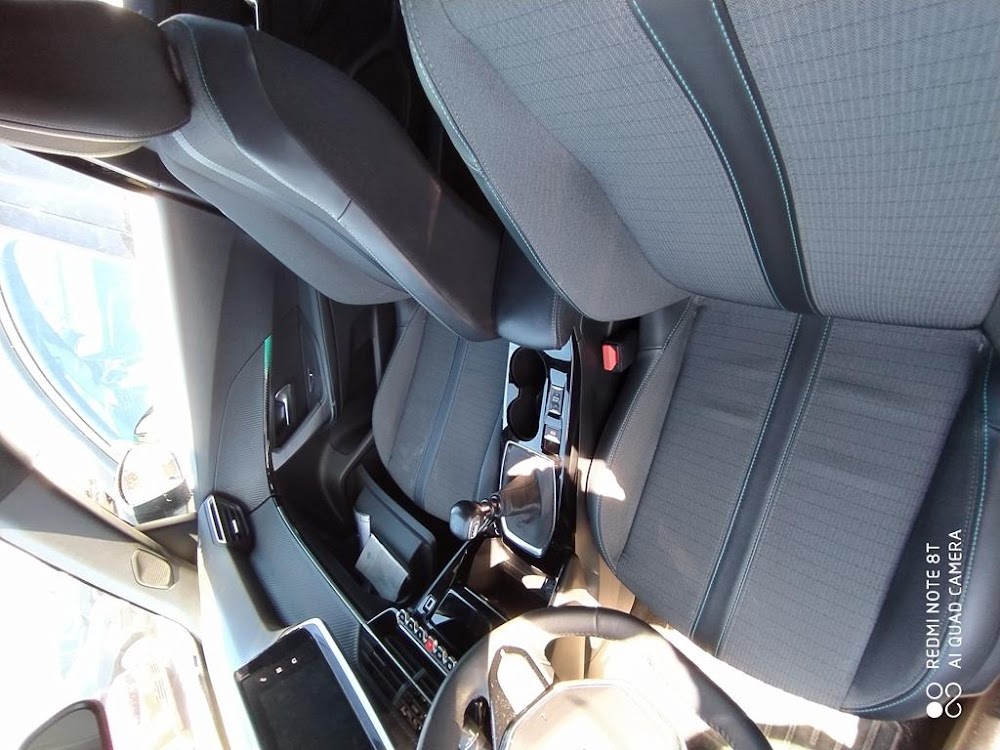 Foto Peugeot 2008 11