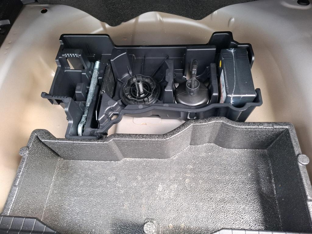 Peugeot 2008 PureTech 130 S&S EAT8 GT 2024