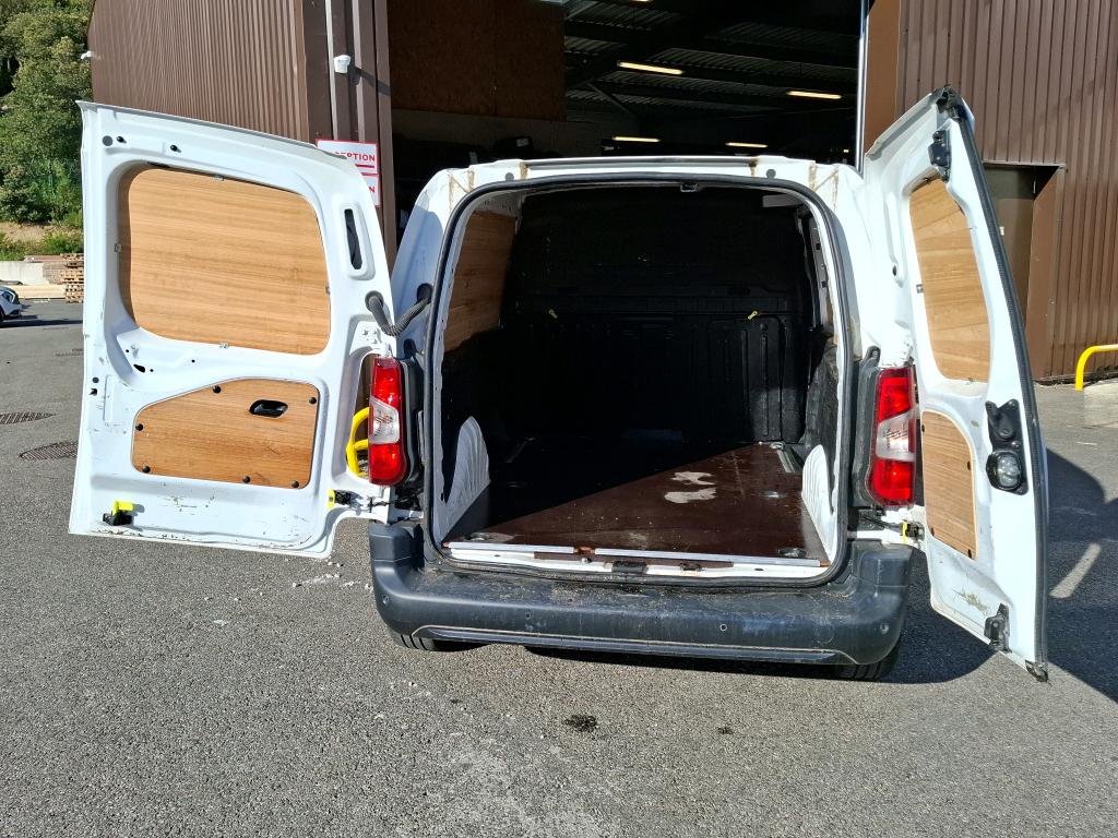 Opel COMBO CARGO 1.5 100 CH S/S L1H1 BVM6 STANDARD PACK CLIM 2022