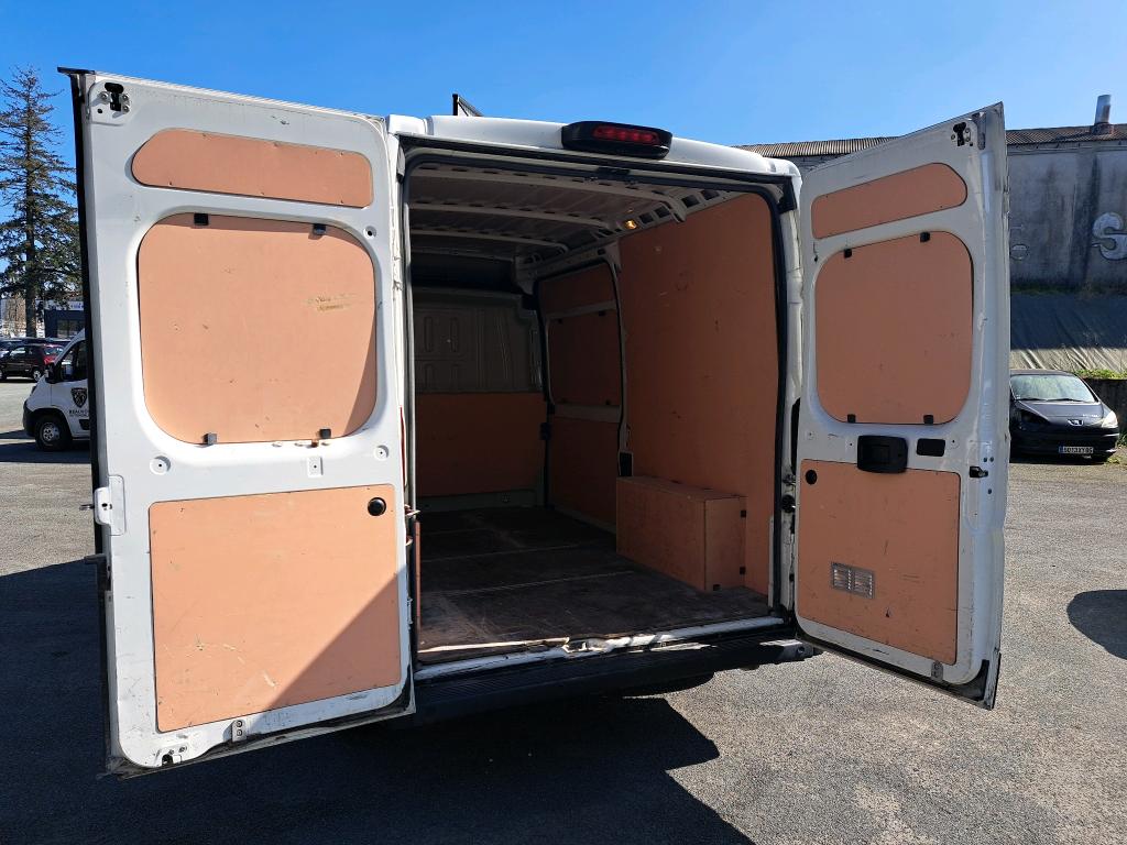 Peugeot BOXER TOLE 335 L2H2 BLUEHDI 120 S&S ASPHALT 2020