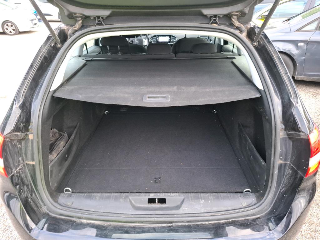 Peugeot 308 SW BlueHDi 130ch S&S BVM6 Active Business 2021