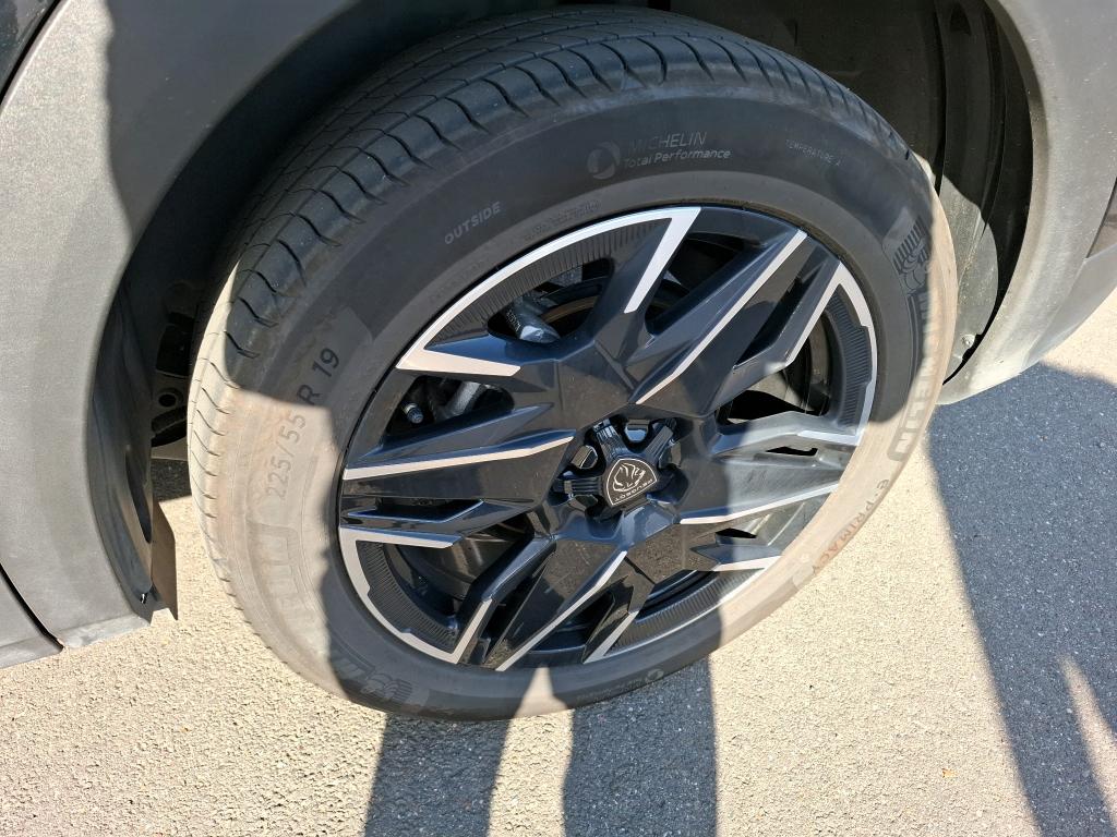 Peugeot 3008 Hybrid 145 e-DCS6 GT 2025
