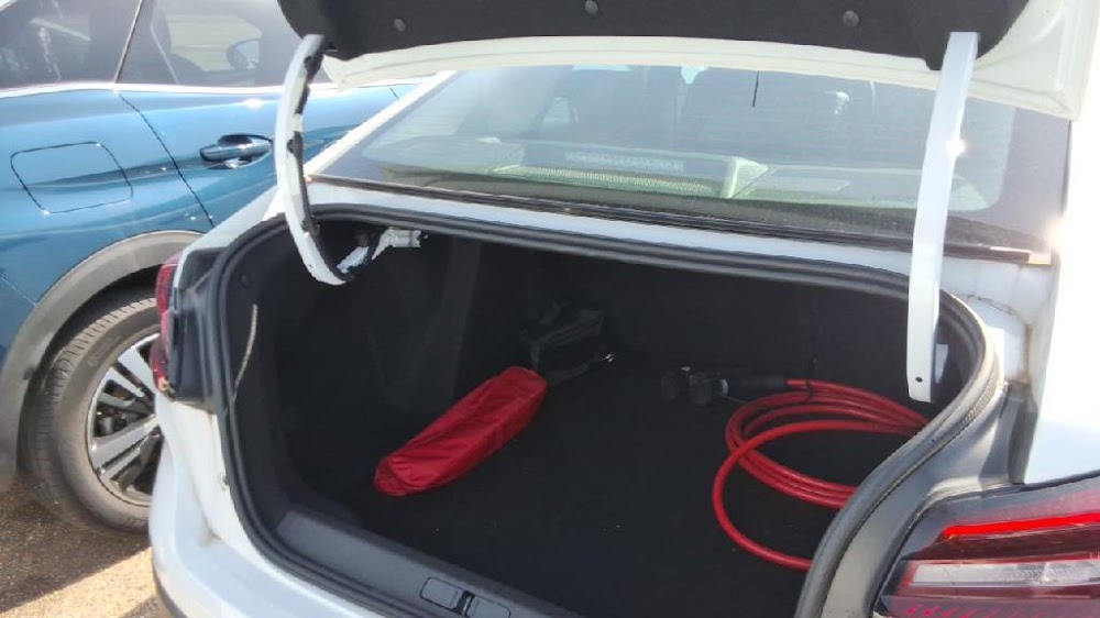 Foto Citroën ë-C4 13