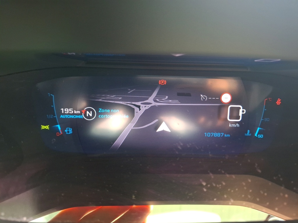 Peugeot 2008 BlueHDi 130 S&S EAT8 Allure Pack 2022
