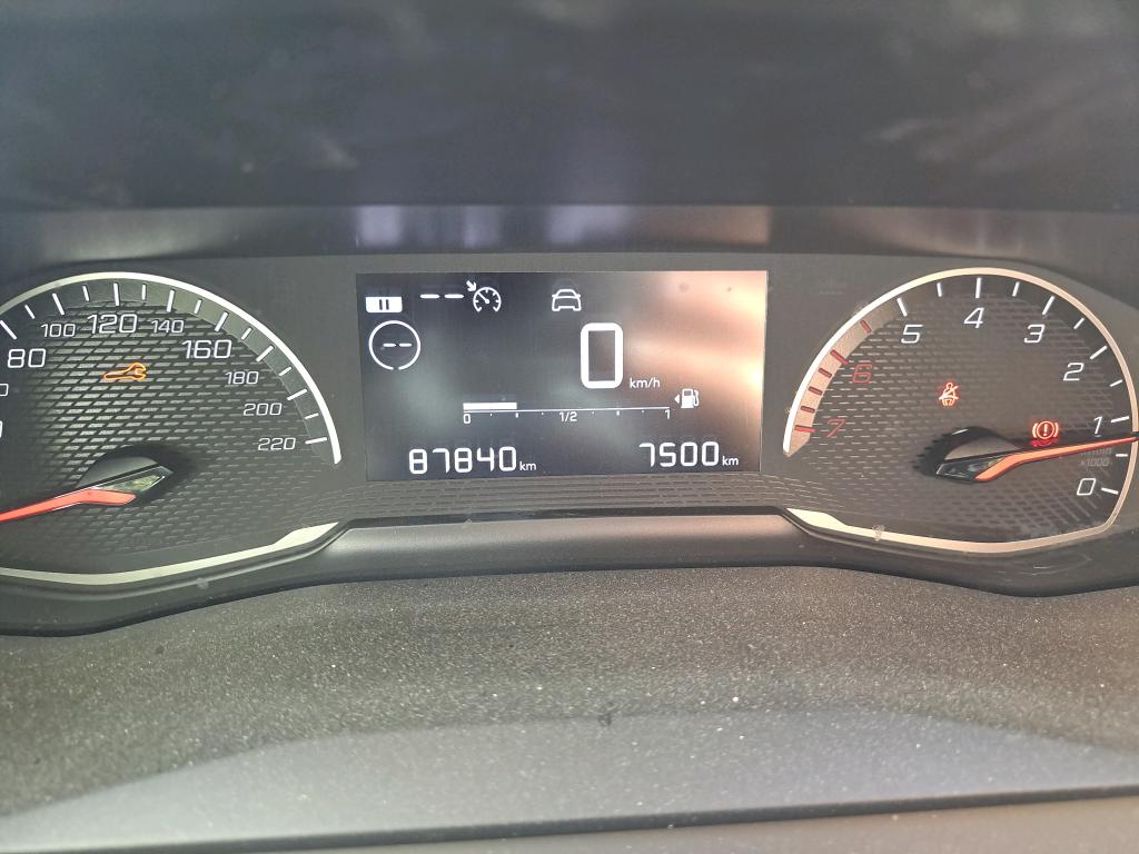 Peugeot 208 BLUEHDI 100 S&S BVM6 PREMIUM 2021