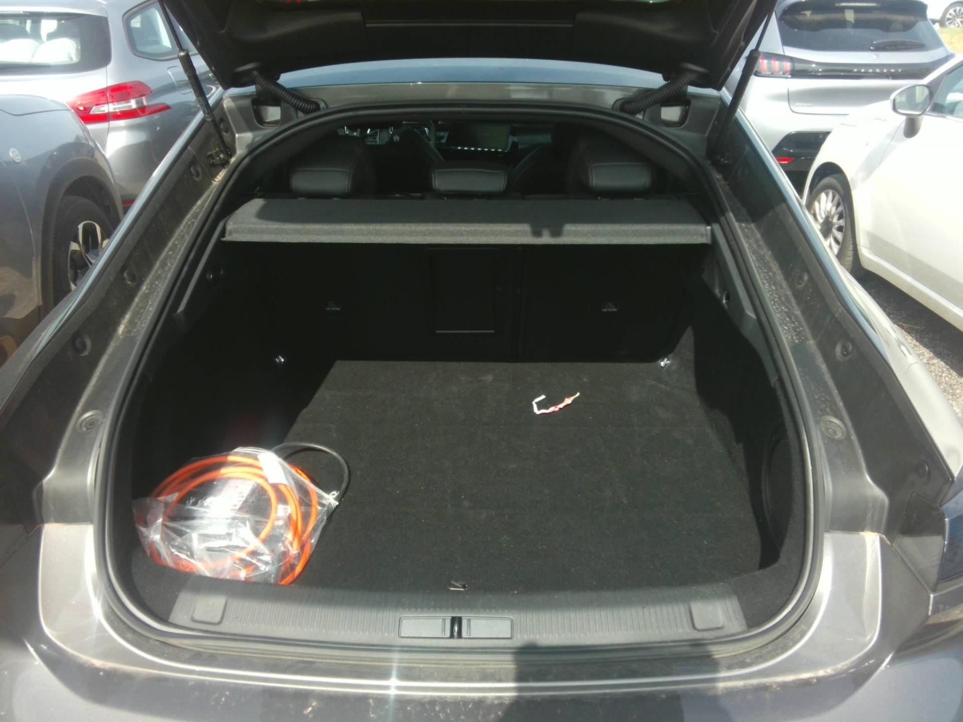 Peugeot 508 Hybrid 225 e-EAT8 GT 2023