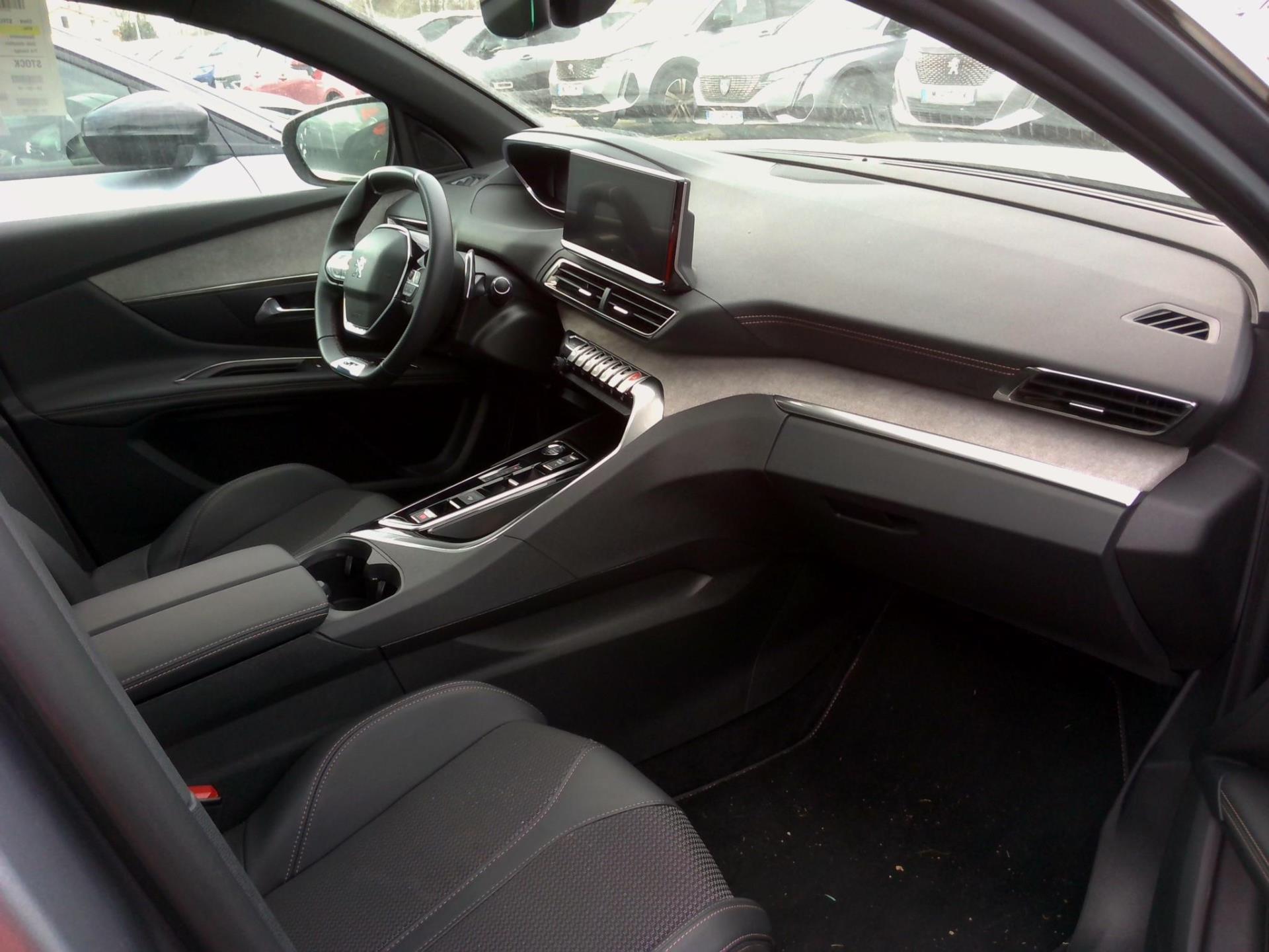 Peugeot 3008 BlueHDi 130ch S&S EAT8 GT 2023