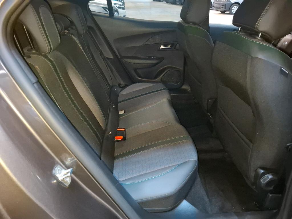 Peugeot 2008 PureTech 130 S&S EAT8 Allure Pack 2022