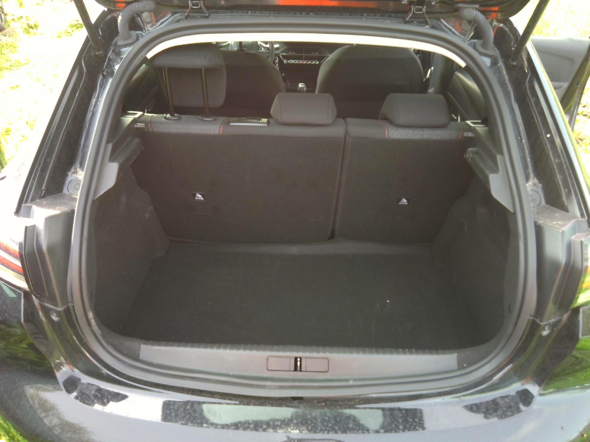 Peugeot 208 100 S&S BVM6 Style 2025