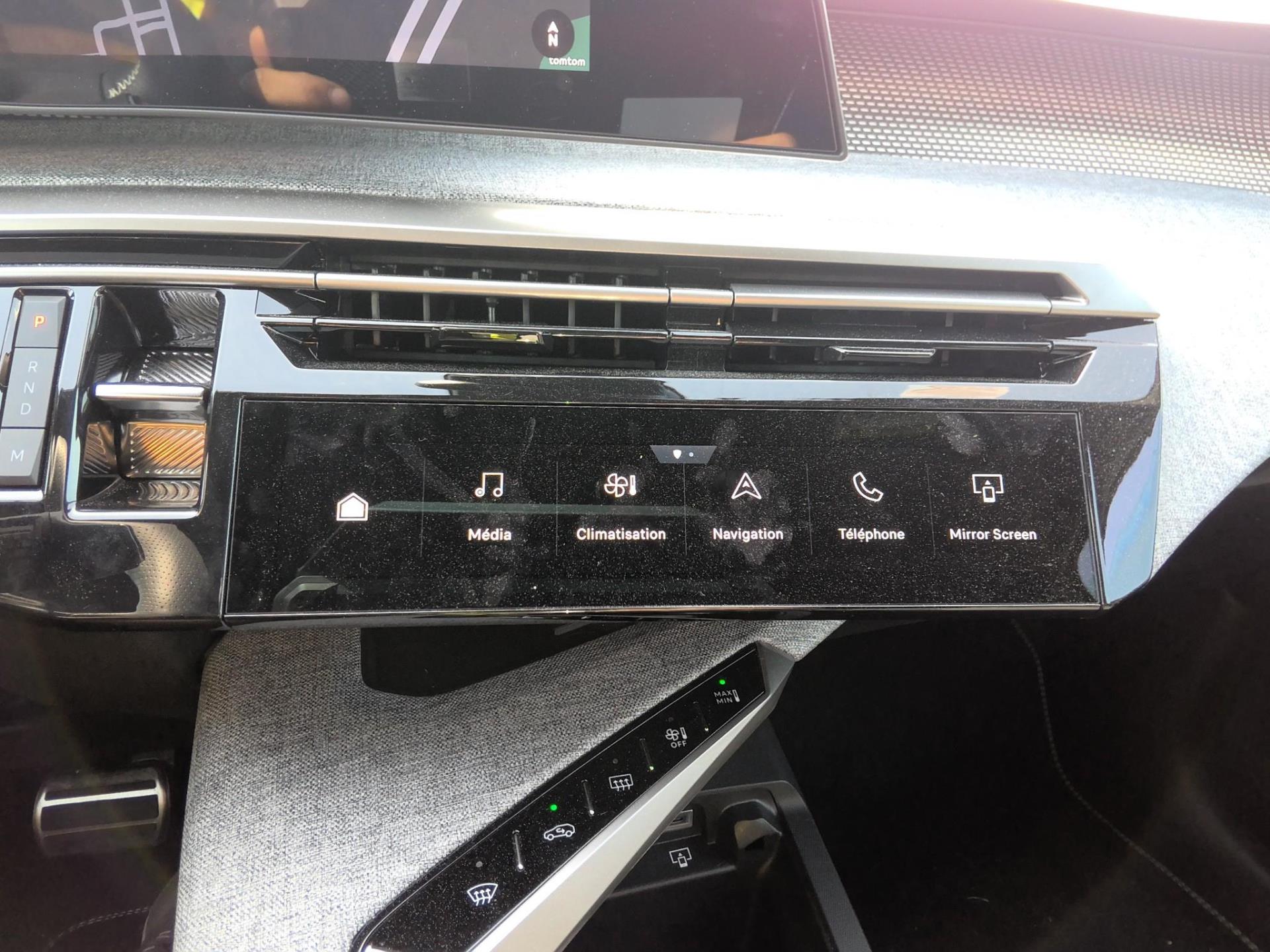 Peugeot 3008 Hybrid 145 e-DCS6 GT 2025
