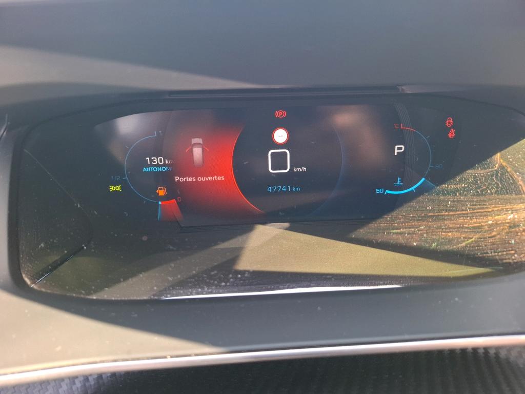 Peugeot 2008 BlueHDi 130 S&S EAT8 Allure Pack 2022