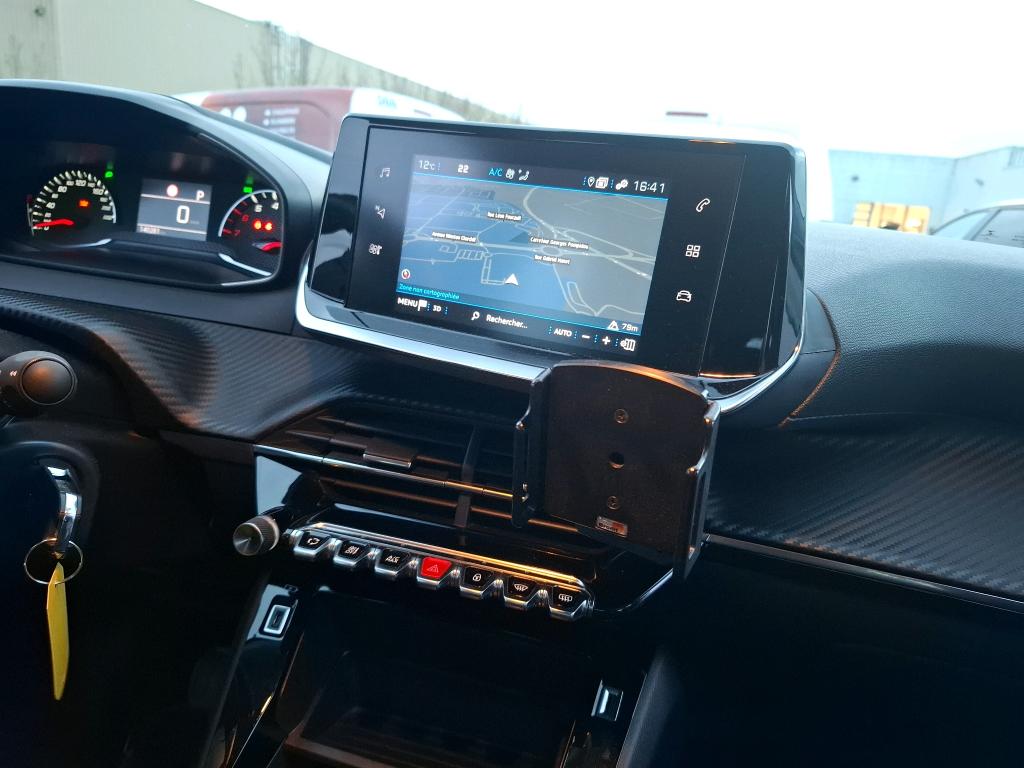 Peugeot 2008 BlueHDi 130 S&S EAT8 Active Business 2021