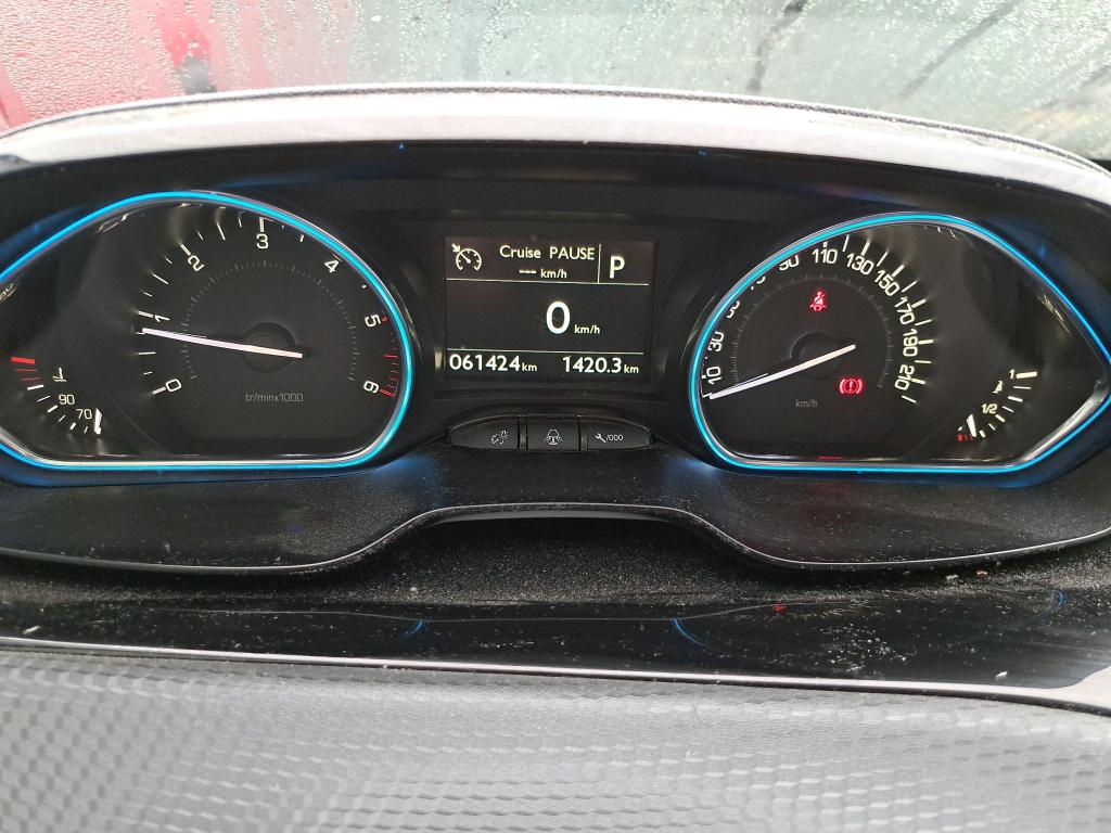 Peugeot 2008 BlueHDi 120ch S&S EAT6 Allure Business 2019