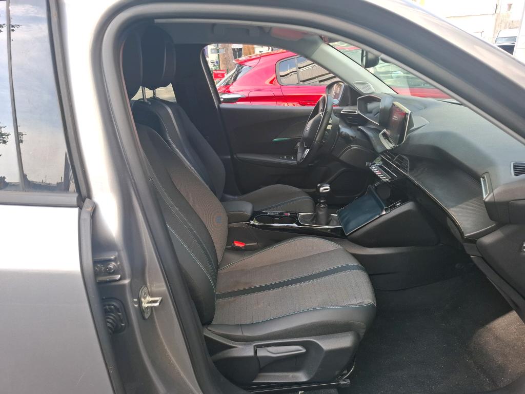Peugeot 2008 PureTech 130 S&S BVM6 Allure Pack 2022