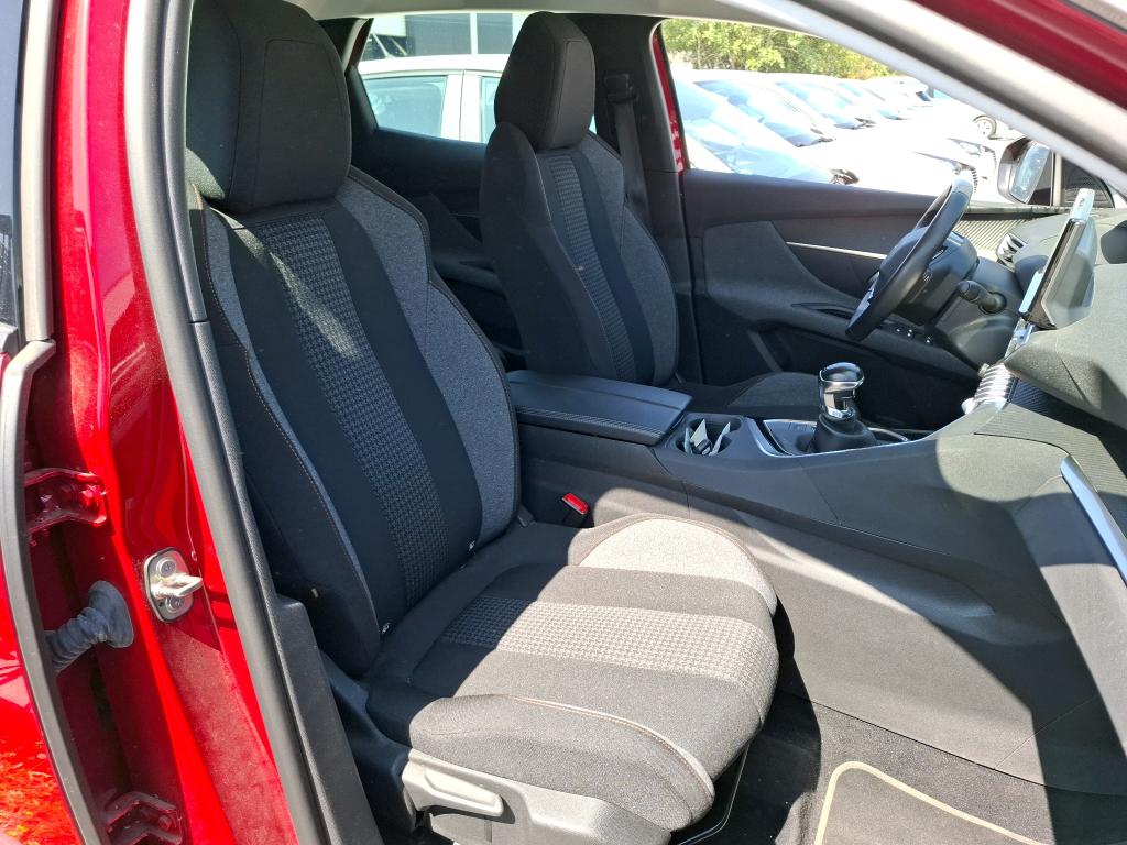 Peugeot 3008 BlueHDi 130ch S&S BVM6 Active Pack 2022