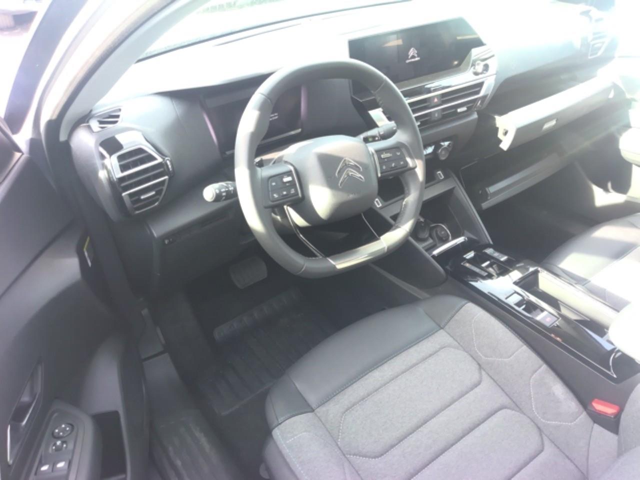 Foto Citroën C4 X 6