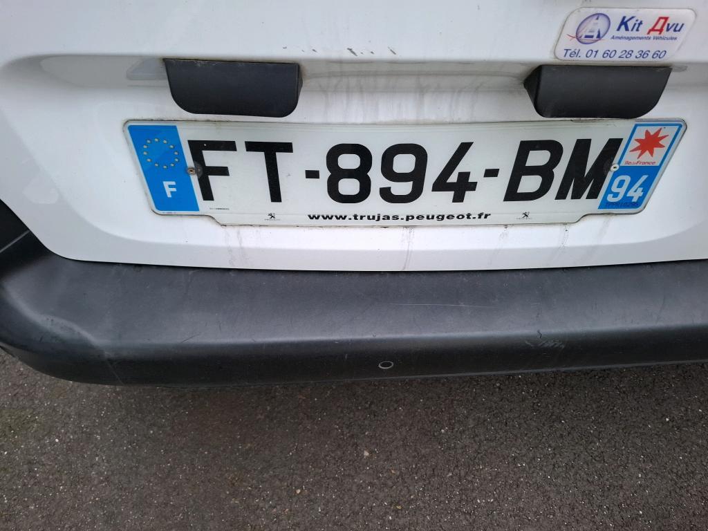 Peugeot PARTNER FOURGON STANDARD 650 KG BLUEHDI 130 S&S EAT8 ASPHALT 2020