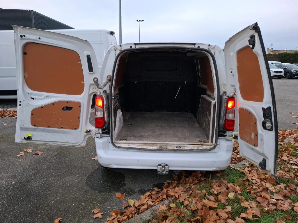 Peugeot PARTNER FOURGON STANDARD 650 KG BLUEHDI 130 S&S EAT8 ASPHALT 2022