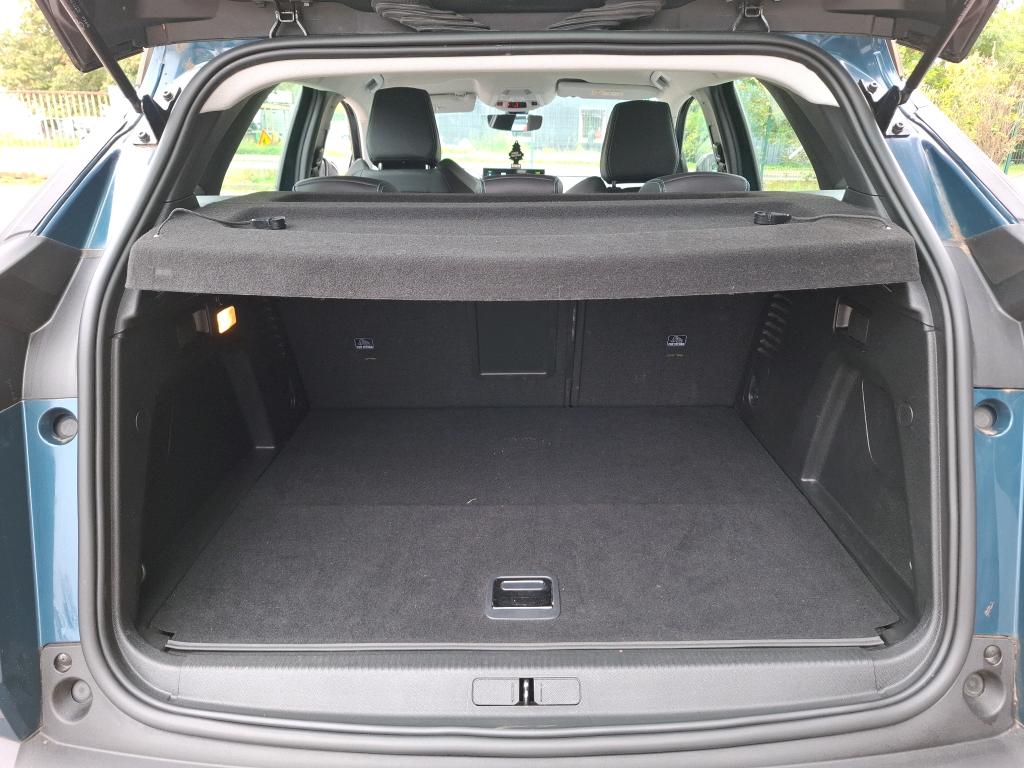 Peugeot 3008 Hybrid 225 e-EAT8 Active Pack 2022