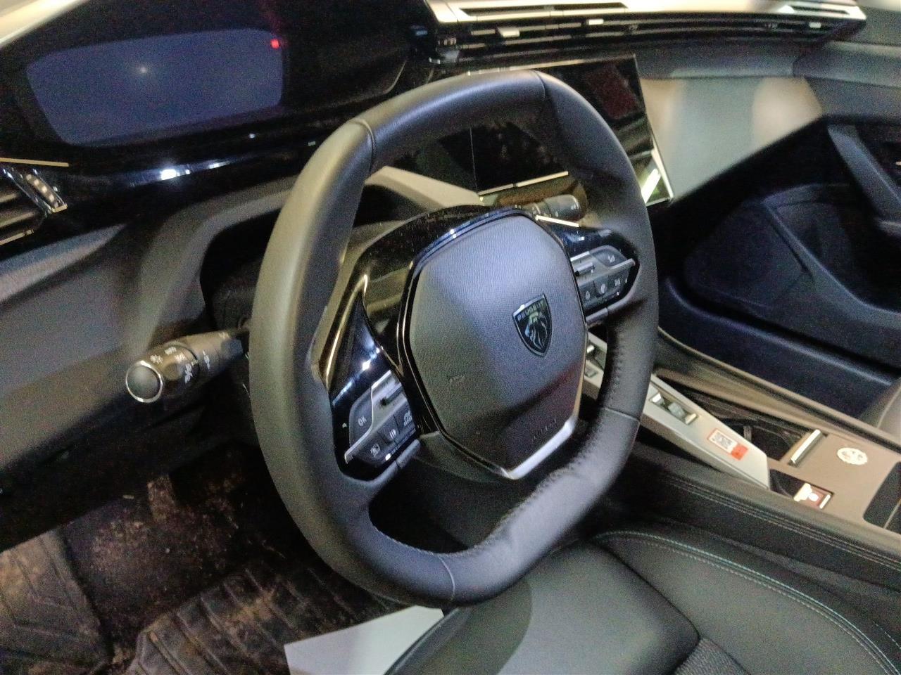 Peugeot 308 III 