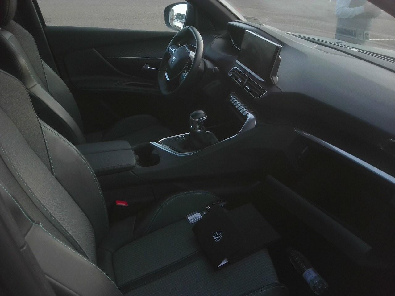 Foto Peugeot 3008 8
