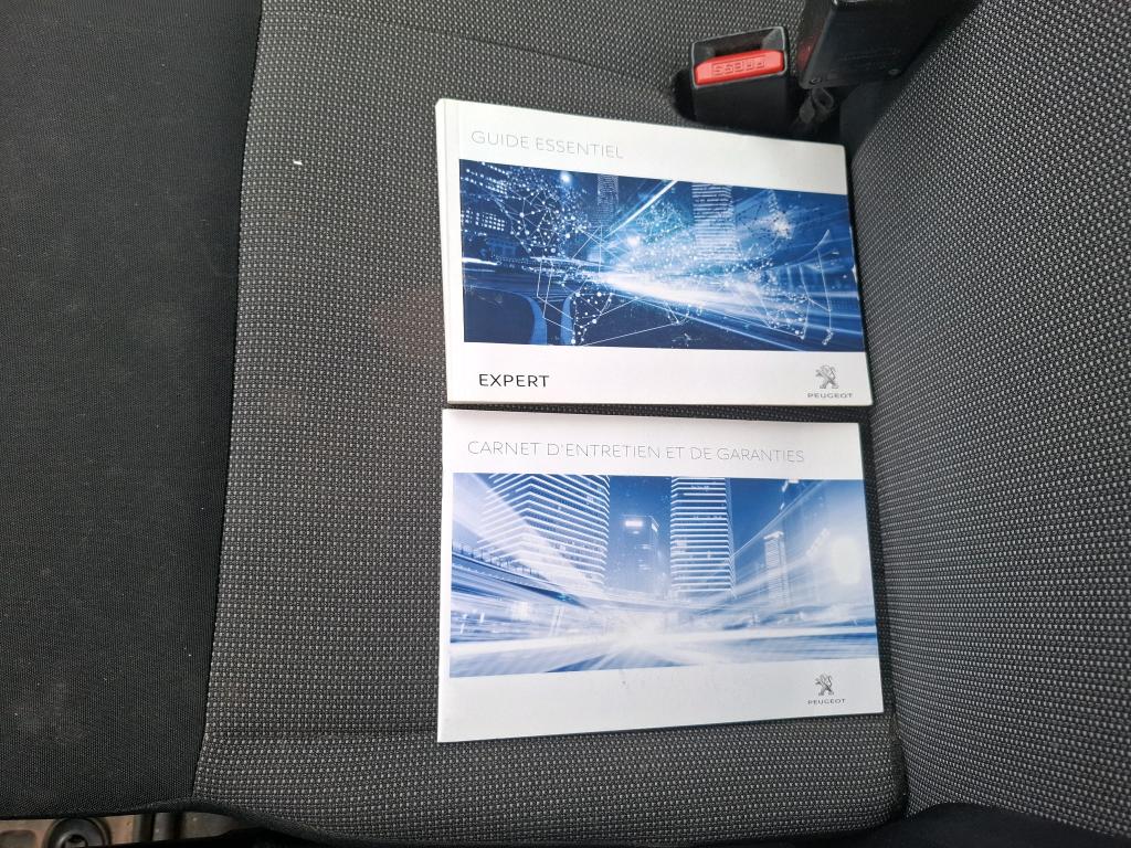 Peugeot EXPERT FGN TOLE STANDARD 2.0  BLUEHDI 120 S&S BVM6 PREMIUM 2018