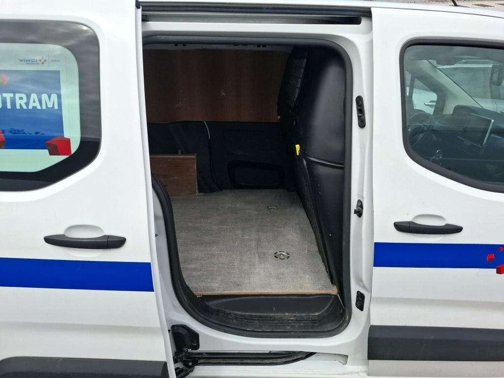 Peugeot PARTNER FOURGON STANDARD 650 KG BLUEHDI 100 S&S BVM5 ASPHALT 2020