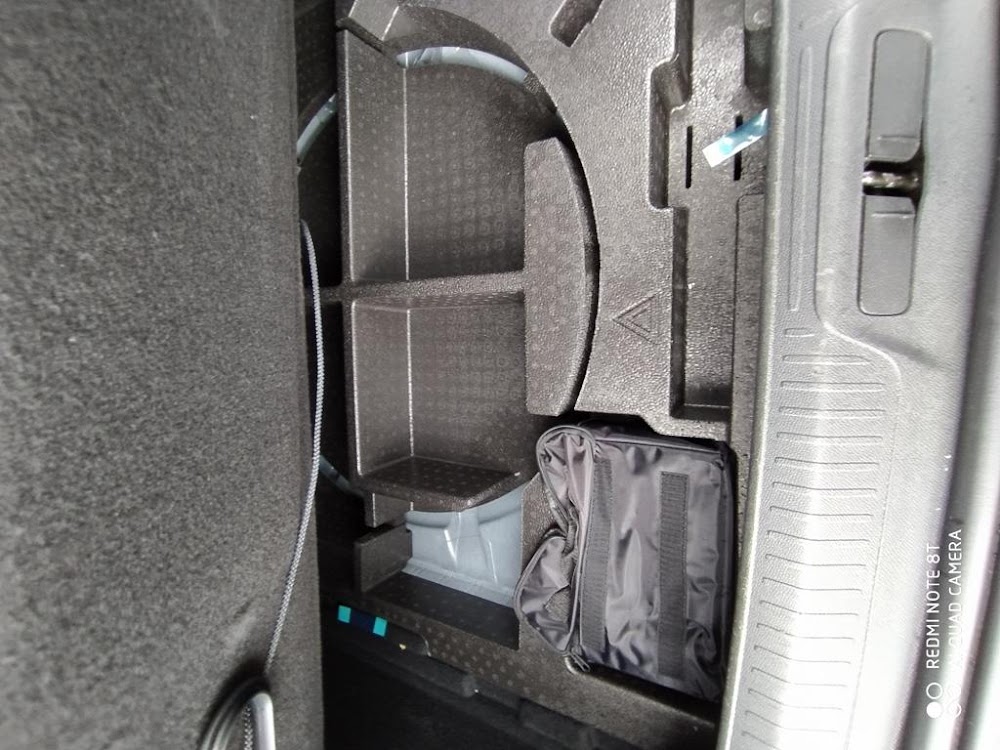 Foto Peugeot 408 12