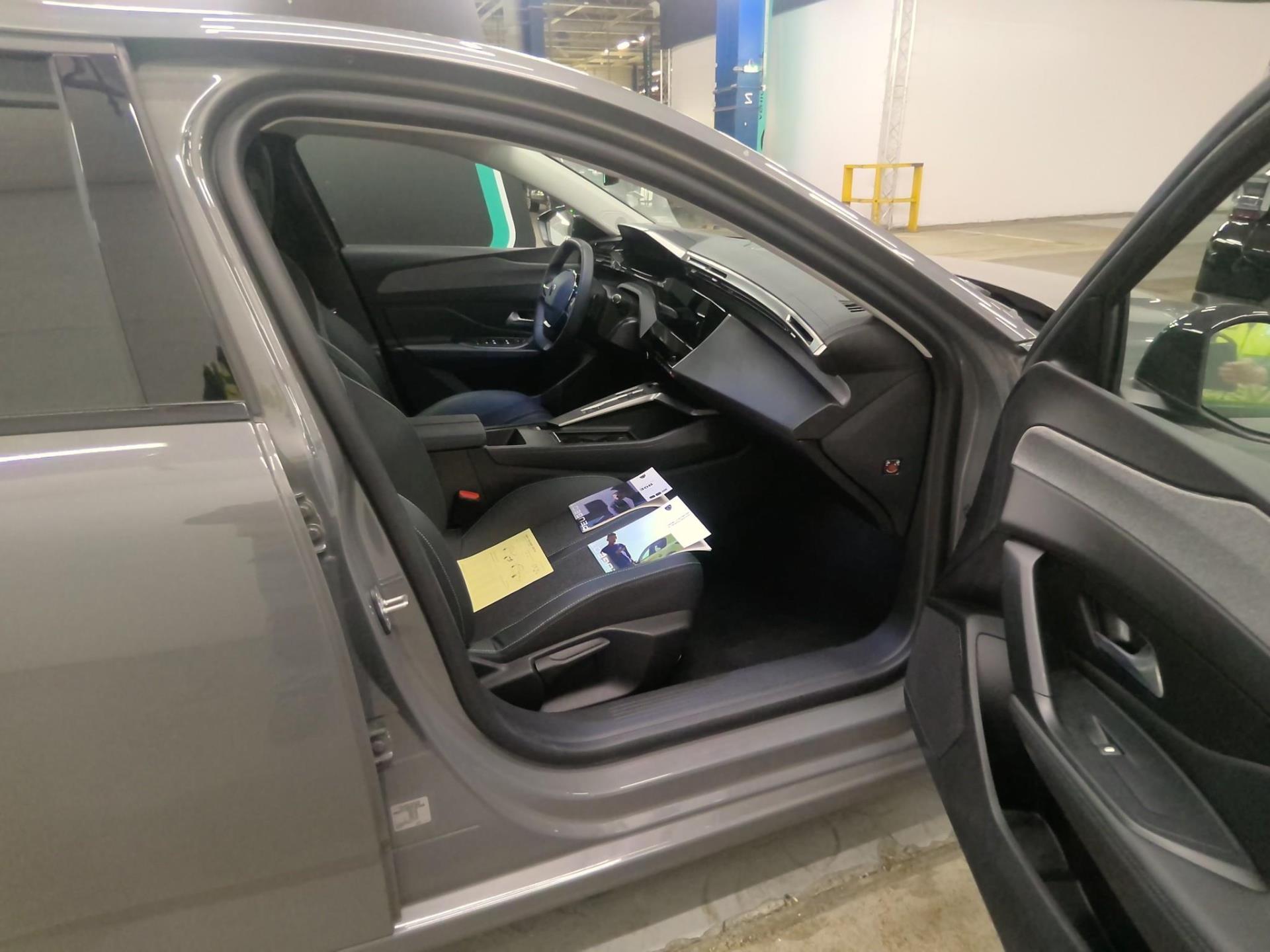 Peugeot 308 SW BlueHDi 130ch S&S EAT8 Allure 2025