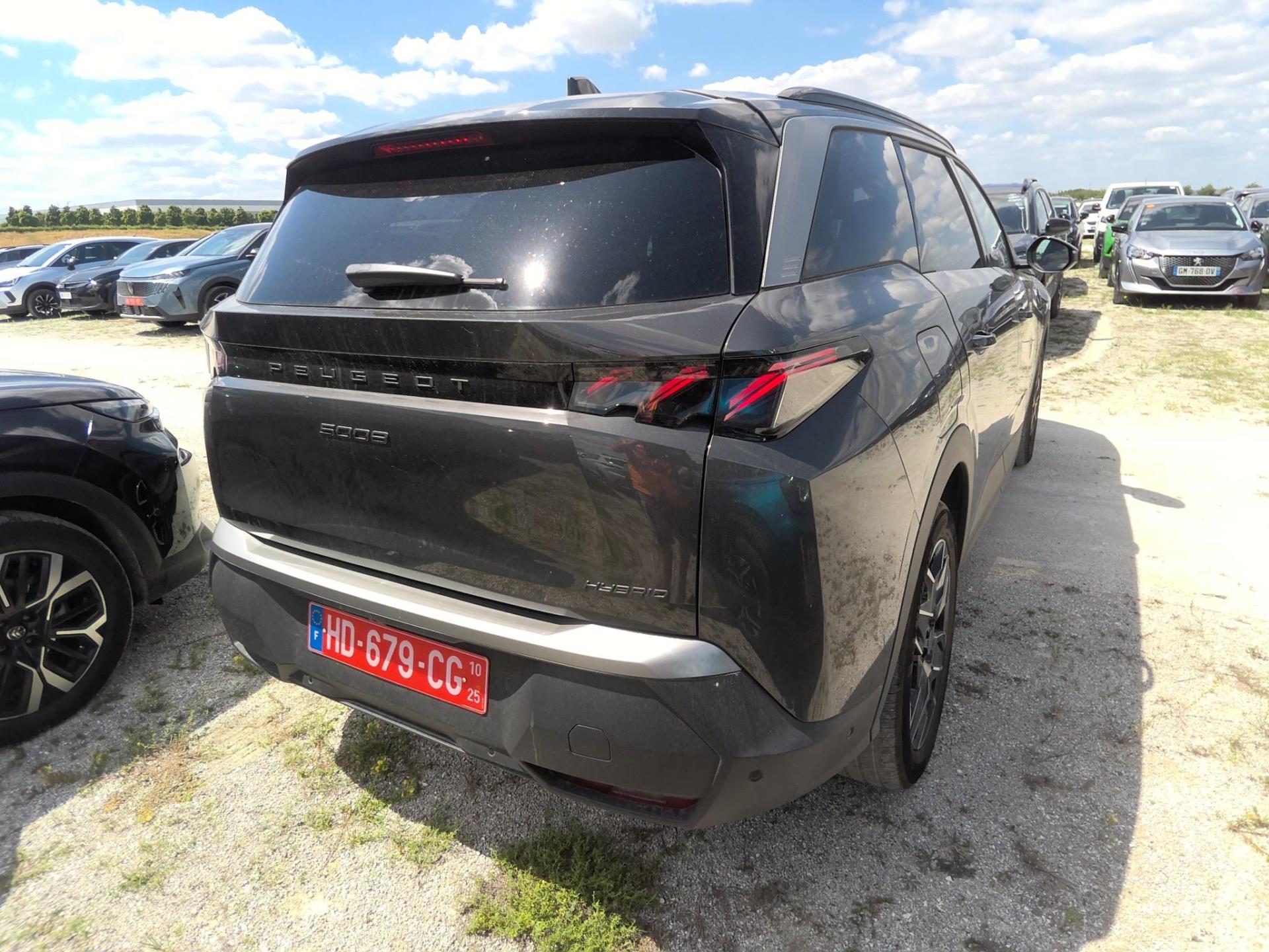 Peugeot 5008 Hybrid 145 e-DCS6 GT 2025
