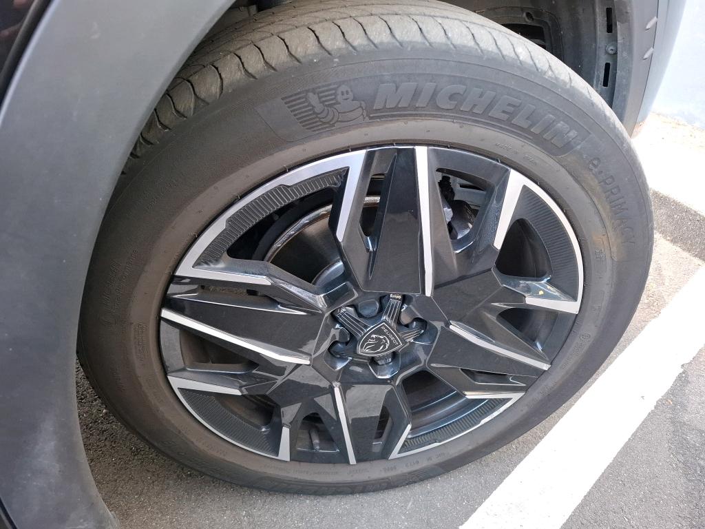Peugeot 3008 Hybrid 145 e-DCS6 GT 2025