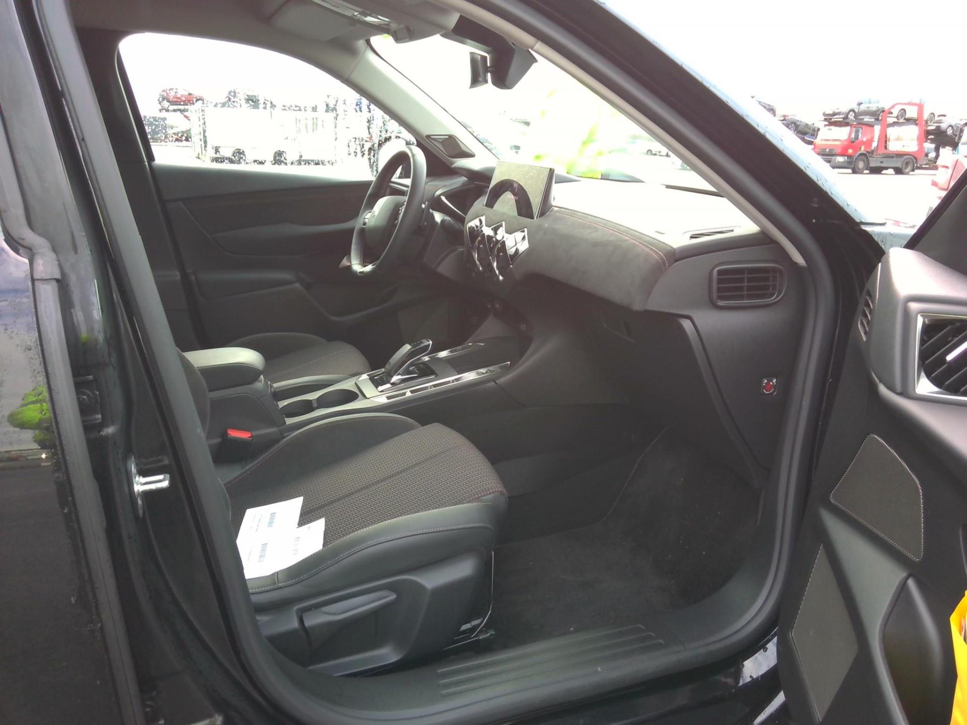 DS DS3 Crossback PureTech 130 EAT8 Performance Line+ 2023