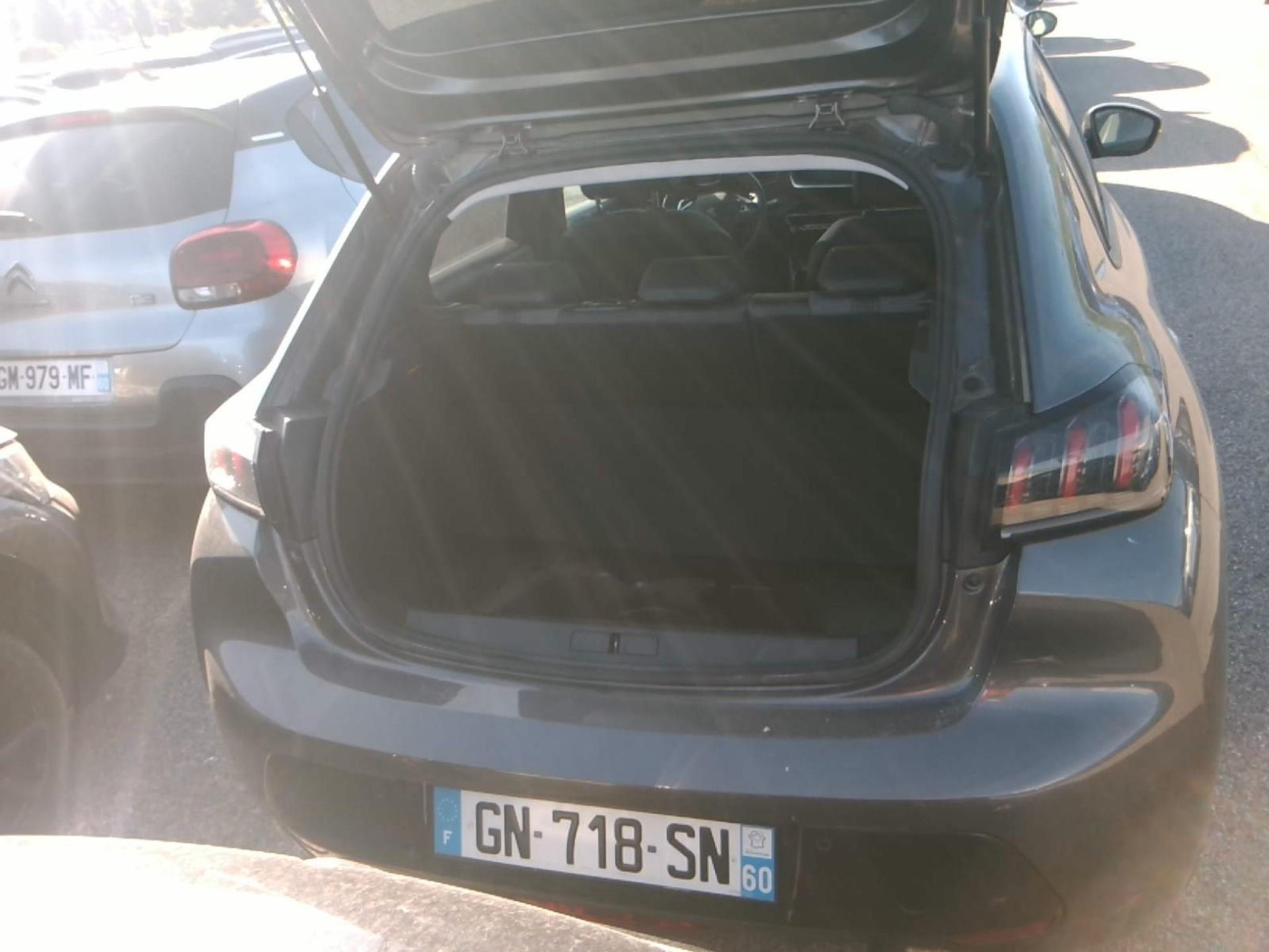 Peugeot 208 PureTech 100 S&S EAT8 Allure 2023