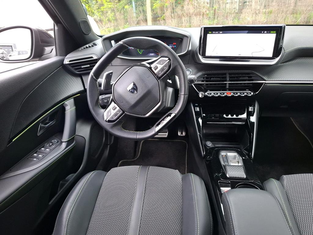Peugeot 2008 PureTech 130 S&S EAT8 GT 2024