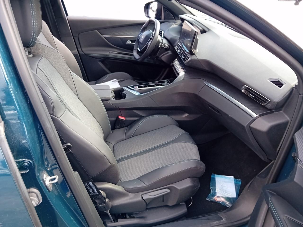 Foto Peugeot 3008 Hybrid 6