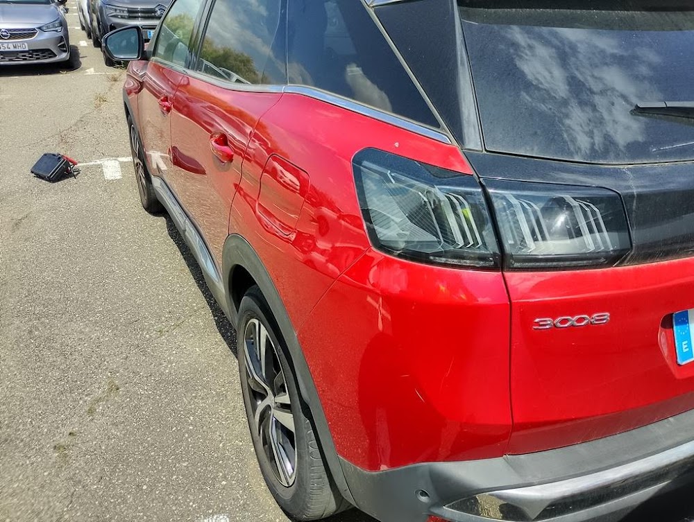 Foto Peugeot 3008 Hybrid 6