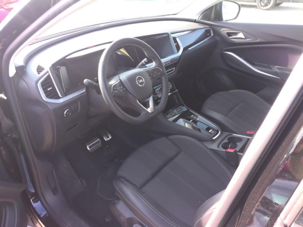 Foto Opel Grandland PHEV 3