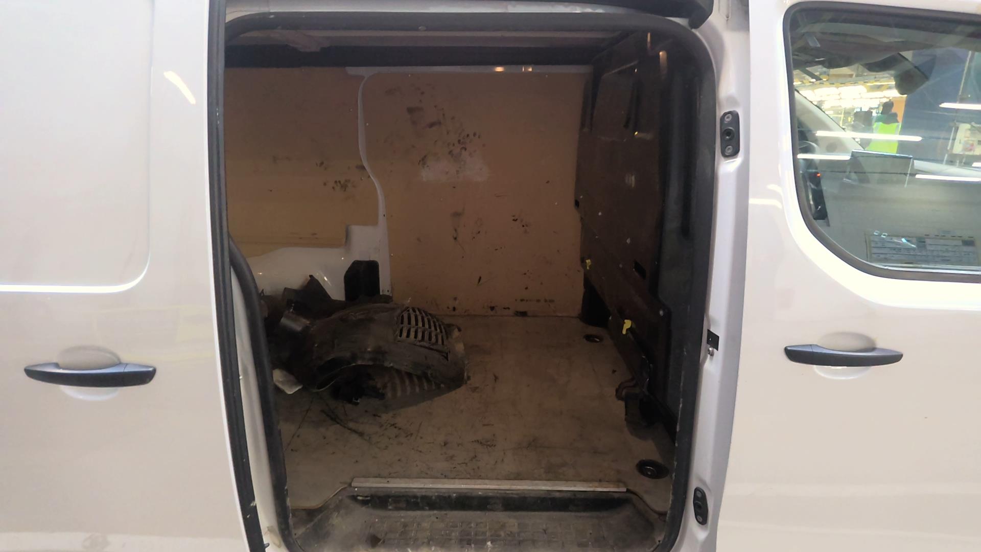 Opel VIVARO FGN TAILLE M BLUEHDI 145 BVM6 2024