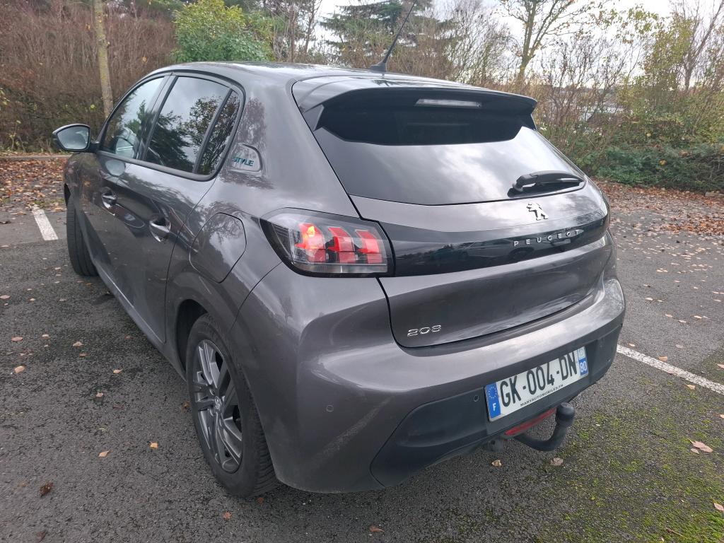 Peugeot 208 BlueHDi 100 S&S BVM6 Style 2022