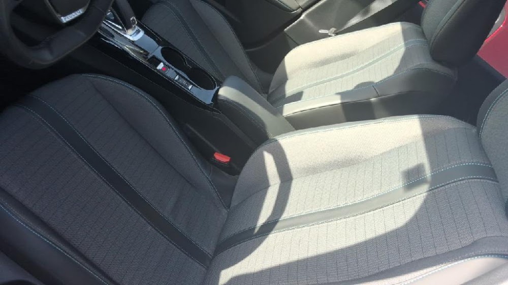 Foto Peugeot 2008 10