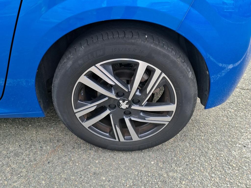 Peugeot 208 PureTech 100 S&S EAT8 Allure 2022