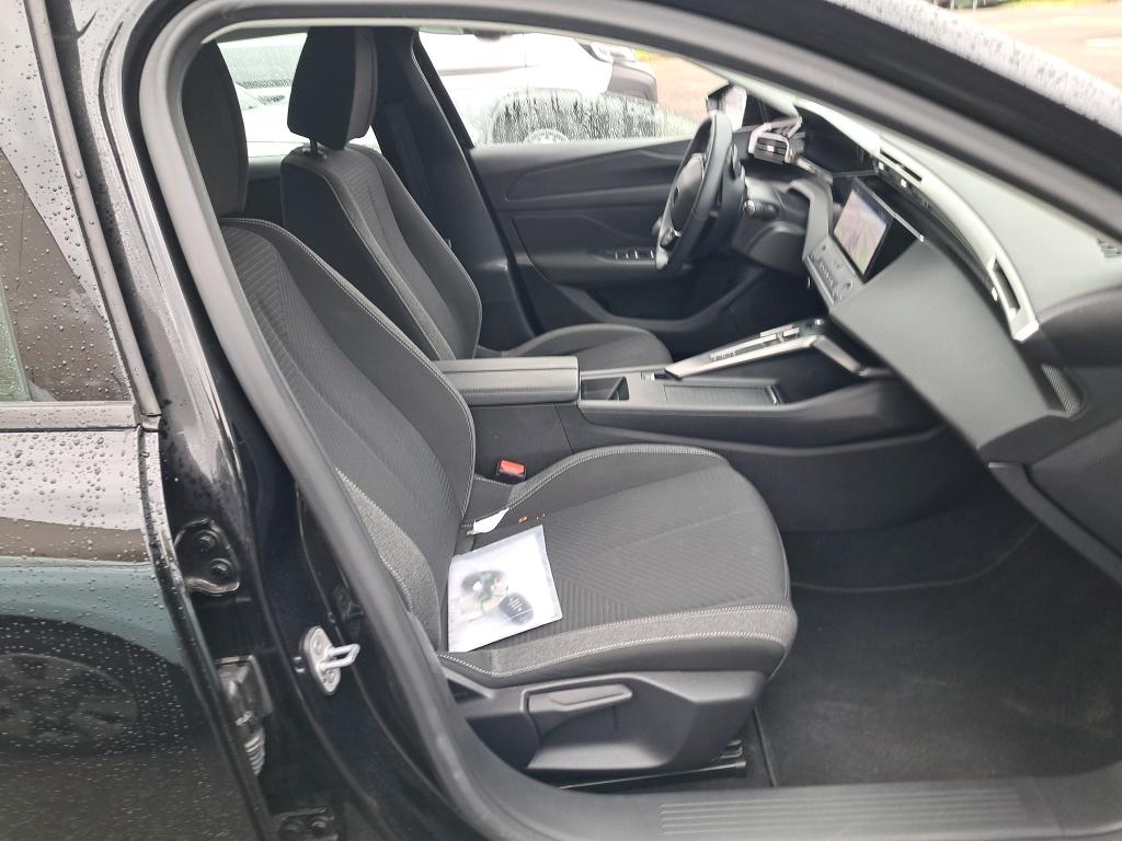 Peugeot 308 PHEV 180 e-EAT8 Active Pack 2022