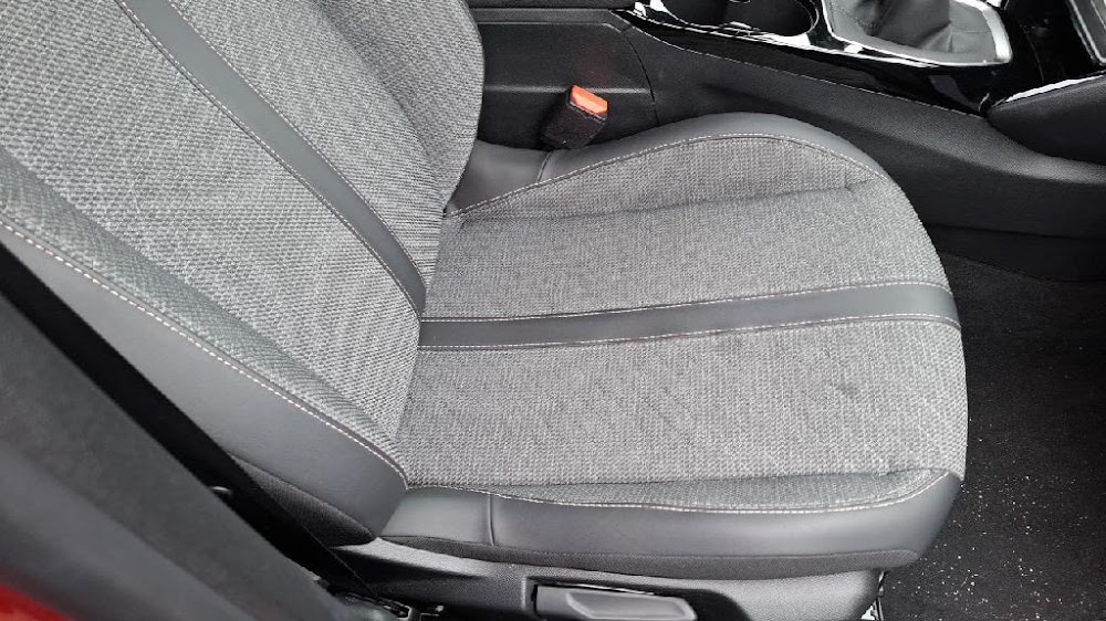 Foto Peugeot 2008 13