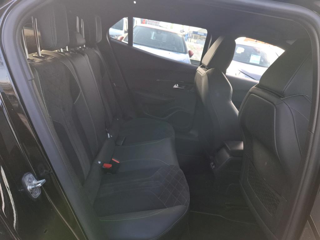 Peugeot 2008 BlueHDi 130 S&S EAT8 GT Pack 2021